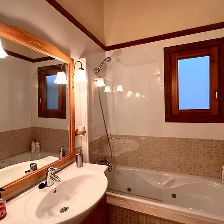 Duplex El Torrent - L'amfitriona * Sort