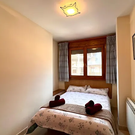 Duplex El Torrent - L'amfitriona *