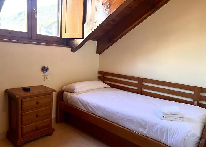 Duplex El Torrent - L'amfitriona *